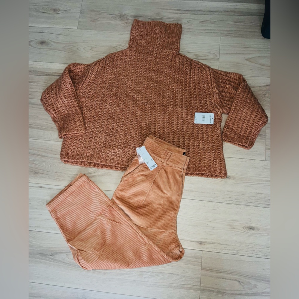 NWT FREE PEOPLE & URBAN OUTFITTERS PAPAYA WINTER MATCHING SET! SWEATER & PANTS! - Picture 2 of 13